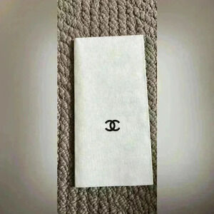 Chanel napkin white and black